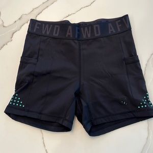 Alpha Forward Size M gym shorts tights